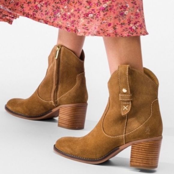 Hush Puppies Shoes - ✨Hush Puppies ✨Hannah Western Suede Boots🔥